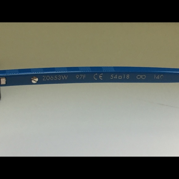 Louis Vuitton Authentic Porte Sunglasses - Picture 5 of 7